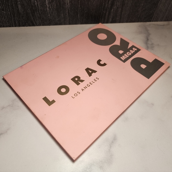 LORAC Mega PRO 4 Eyeshadow Palette Limited Edition | 32 Colors|Limited EDITION - Picture 2 of 10